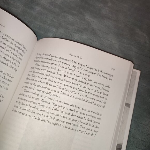 Book Steve Jobs Biography Walter Isaacson hardcover Simon Schuster Bestseller - Picture 10 of 11
